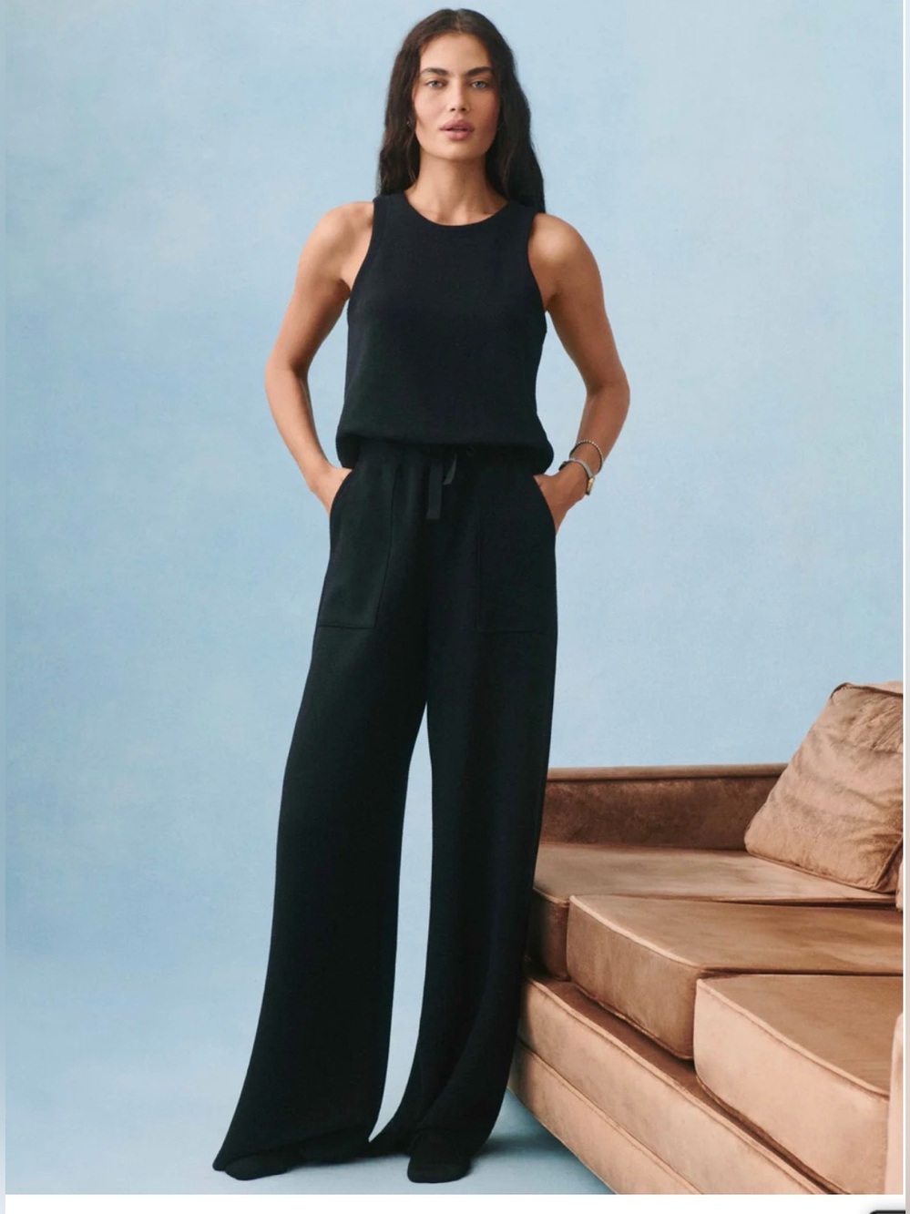 🖤 SPANX Black Romper 🖤
Size Large